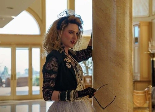 Evan Rachel Wood đóng vai Madonna