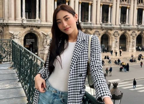 Trước thềm Paris Fashion Week, Lương Thùy Linh thả dáng đầy kiêu kỳ trên đường phố