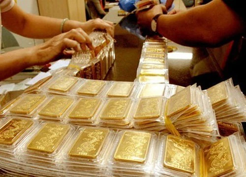 Vàng SJC 73,1 triệu đồng/lượng, VN-Index giảm gần 26 điểm
