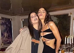 1 Hoa hậu bị soi vì "học đòi" Kendall Jenner, nhìn kỹ mới biết nàng từng bị đuổi cổ khỏi máy bay vì mặc hở hang