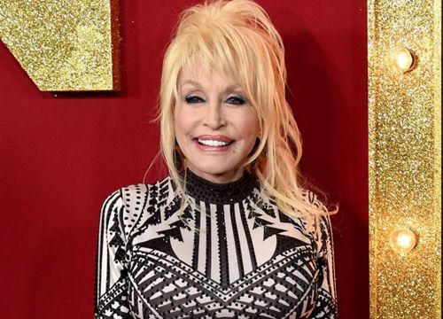 Danh ca Dolly Parton nói gì về việc bán lại danh mục sáng tác