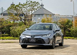 Doanh số bán xe Toyota đi ngược thị trường ô tô trong nước