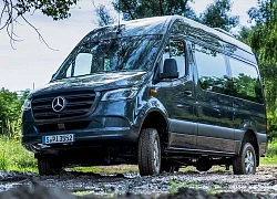 Mercedes-Benz Sprinter 2023 - Xe 16 chỗ 'huyền thoại một thời' tại Việt Nam được nâng cấp động cơ mới, dẫn động bốn bánh