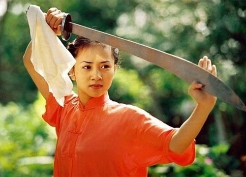 Sẽ thế nào nếu "cô gái vàng wushu" Thúy Hiền đóng "Dòng máu anh hùng"?