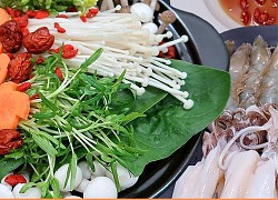 Trưa nay ăn gì: cuối tuần, bổ sung dinh dưỡng cùng lẩu nấm hải sản