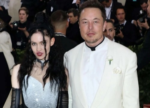 Tỷ phú Elon Musk và ca sĩ Grimes lại chia tay