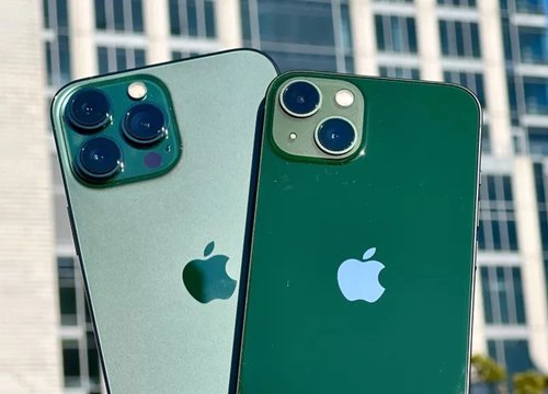 Cận cảnh iPhone 13 phiên bản màu Alpine Green