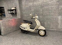 Hot girl 9X miền Tây tậu Vespa 946 Christian Dior giá 1 tỷ đồng, nằm chung garage với McLaren GT độc nhất Việt Nam