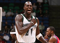 Kevin Garnett nhận được vinh dự treo áo đến từ Boston Celtics sau 6 năm cống hiến