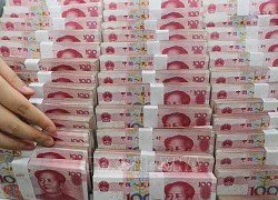 Ngân hàng Nga tăng lãi suất tối đa cho nhân dân tệ để thay thế USD và euro