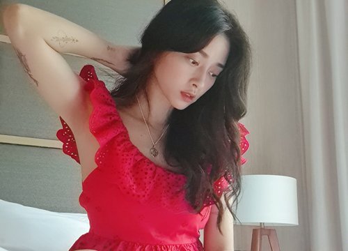 Người đẹp Việt mới nhận lời cầu hôn của tình trẻ kém 11 tuổi hot nhất trong ngày