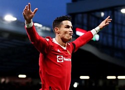 Ronaldo tuyên bố nóng MU sau khi ghi bàn nhiều nhất lịch sử