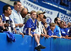 Fan Chelsea bị cảnh sát Pháp đánh, xịt hơi cay vô cớ