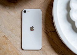 Những đánh giá đầu tiên về iPhone SE 2022