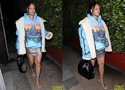 Rihanna liên tục mang sandals cao gót ra phố khi đang mang bầu