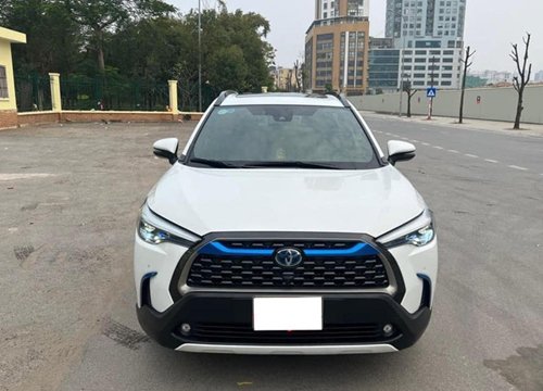 Giá xăng tăng, Toyota Corolla Cross bản xăng lai điện bắt đầu xuất hiện nhiều hơn trên thị trường xe cũ