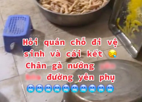 Vào quán chân gà nướng nổi tiếng hỏi chỗ đi vệ sinh, khách bước vào thì "phát run" với cảnh tượng trước mặt