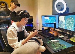 Hiền Hồ thừa nhận "nghiện" PUBG Mobile, đặc biệt được ViruSs dành tặng nhiều lời "có cánh"