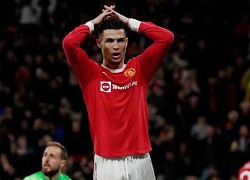 Ronaldo được khuyên nên ngồi dự bị