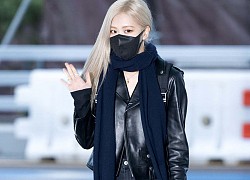 Rosé (BLACKPINK) xuất hiện ở sân bay với hình tượng "rock star"