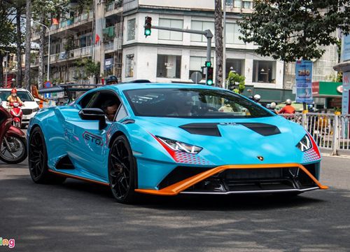 Cận cảnh Lamborghini Huracan STO đầu tiên tại Việt Nam