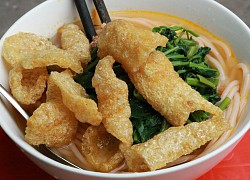 Canh bún cua đồng ăn cùng da heo chiên giòn 40 năm níu chân người Sài Gòn