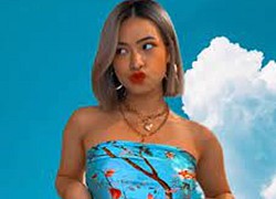 Kim Chi Sun vừa lạnh lùng "né thính", vừa ma mị, đầy mê hoặc trong MV "Don't Come"