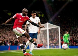 Pogba công khai thể hiện sự bất mãn với Man Utd