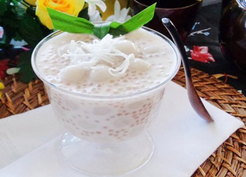 Chè khoai môn bột báng