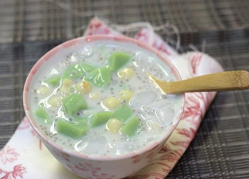 Chè thạch trà xanh hạt sen