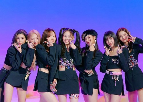 NMIXX được dự đoán sẽ sớm thành công như TWICE dù ca khúc debut bị cho là 'bom xịt'