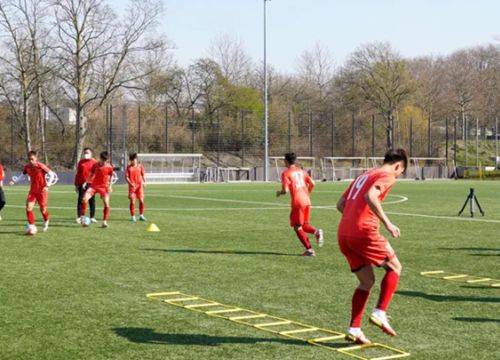 U17 Việt Nam được chắp cánh ước mơ ở Dortmund