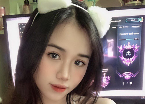 Xuất hiện nữ game thủ được cho là "cục zàng" mới của Zeros, nhan sắc gây chú ý với vòng 1 siêu "khủng"