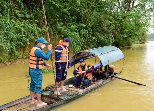 Vụ lật đò tại Tuyên Quang: Tìm thấy thi thể cháu bé cách hiện trường 3 km