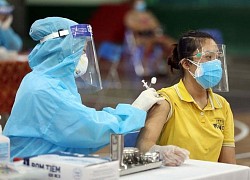 Ai nên tiêm mũi 4 vaccine COVID-19?