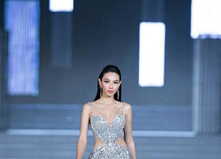 Hậu đăng quang Miss Grand 2021, Thùy Tiên liên hoàn mặc đồ cắt trên xẻ dưới, khoe thân hình gợi cảm