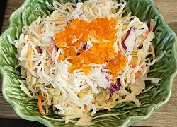 Cách làm salad trứng cá hồi giàu dinh dưỡng ăn hoài không chán