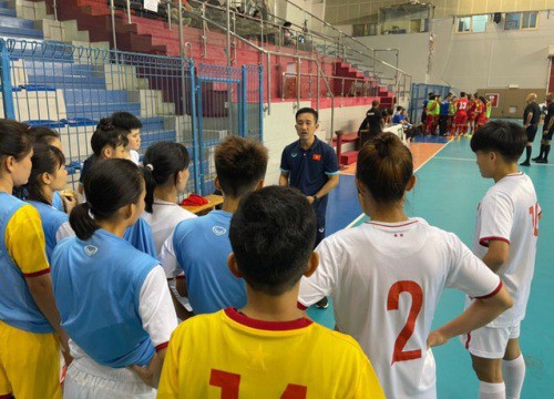 Hướng đến SEA Games 31: Tuyển Futsal nữ Việt Nam đá giao hữu ấn tượng tại Bahrain