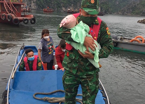 Thông tin mới nhất về sức khỏe bé gái 1 tuổi rơi xuống biển được cứu sống thần kỳ