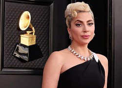 Lady Gaga đẹp quyến rũ trên thảm đỏ Lễ trao giải Grammy 2022