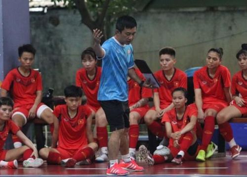 Chuẩn bị cho SEA Games 31, tuyển Futsal nữ Việt Nam thi đấu 3 trận giao hữu