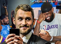 Có gì bên trong nhóm chat của các nhà vô địch NBA 2016?