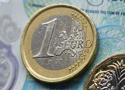 Đồng euro lần đầu rớt giá mạnh, chỉ đổi được 79 rúp Nga