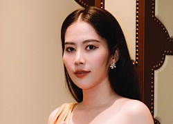 Nam Em và loạt &#8220;hot girl&#8221; lộ nhan sắc thật: Người xinh lung linh, người có phần mũm mĩm