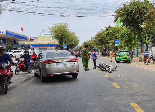 Tai nạn liên hoàn tại Tiền Giang: Bị xe taxi lôi đi hơn 10 m, nạn nhân nguy kịch