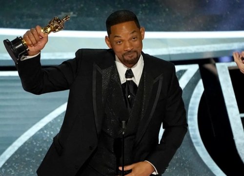 Will Smith lo sự nghiệp sụp đổ sau cú tát ở Oscar