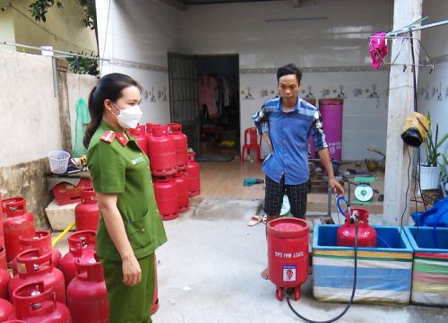 Bắt quả tang một cơ sở sang chiết trái gas phép