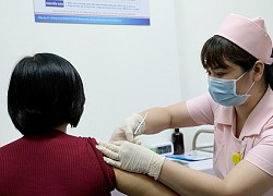 Chiều 10/4: Nghiên cứu kinh nghiệm quốc tế tiêm vaccine mũi 4; TP HCM ra văn bản khẩn về học trực tiếp từ 12/4