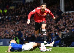 Rooney nói đúng về Ronaldo