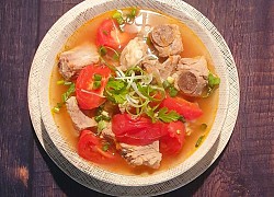 Cách nấu canh sườn chua đậm đà hương vị